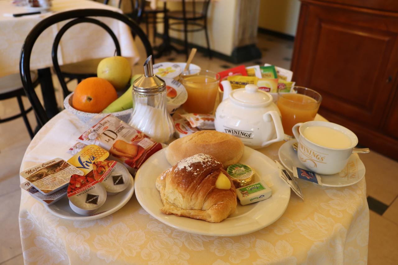 Hotel Cambridge 3*